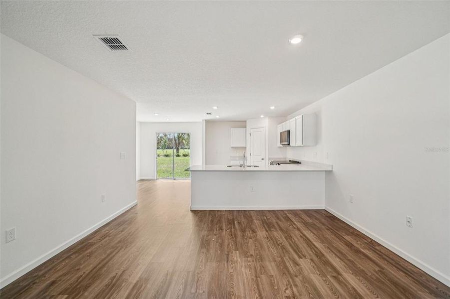 Spacious, unfurnished interior of a new home in Sumter Villas, Sumterville (Image 22).