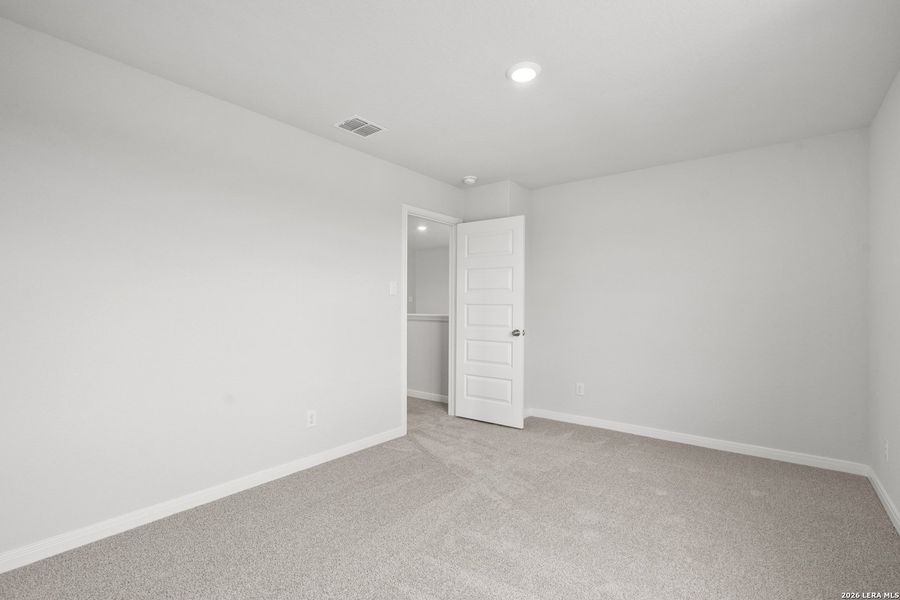 Spacious, unfurnished interior of a new home in Abbott Place, St. Hedwig (Image 24).