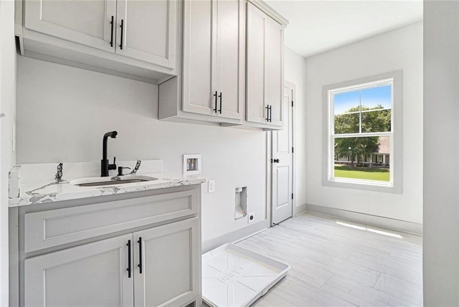 Furnished interior view inside a new home in , Oxford (Image 10).