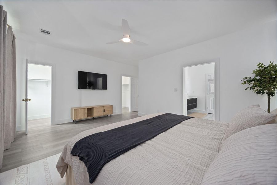 Furnished interior view inside a new home in , Houston (Image 17).