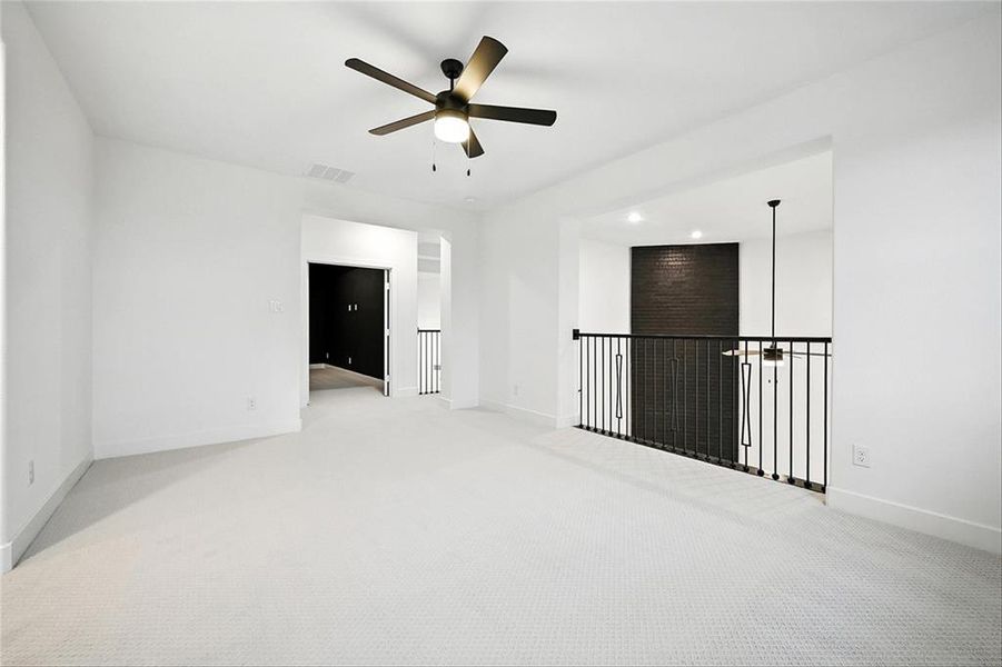 2720AmberLn220E025 2720AmberLn220E025