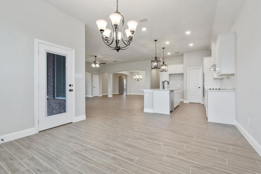 Image 138 representing the Concept 2373 by Landsea Homes in Coyote Crossing, Godley, TX. Image 138 representing the Concept 2373 by Landsea Homes in Coyote Crossing, Godley, TX.