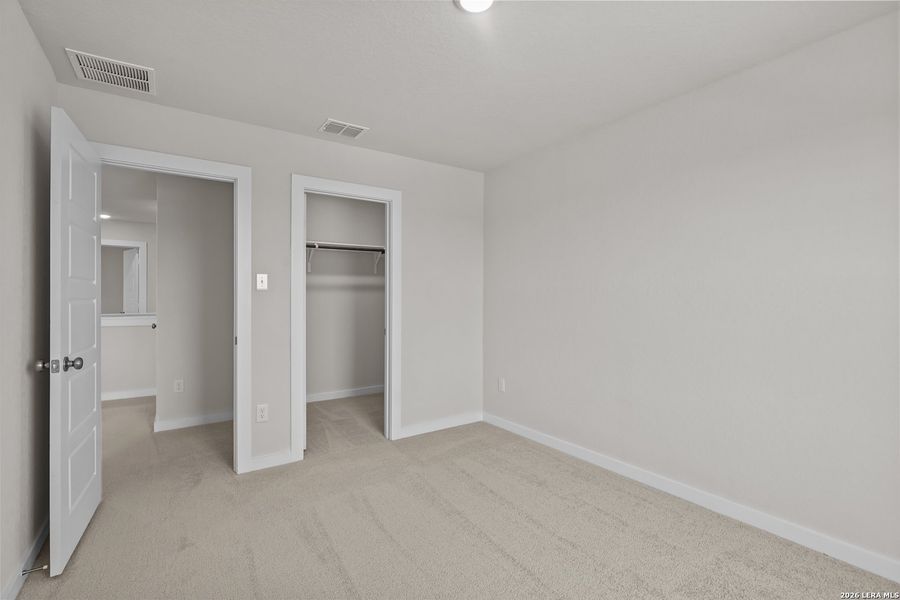 Spacious, unfurnished interior of a new home in Summerlin, San Antonio (Image 22). Spacious, unfurnished interior of a new home in Summerlin, San Antonio (Image 22).