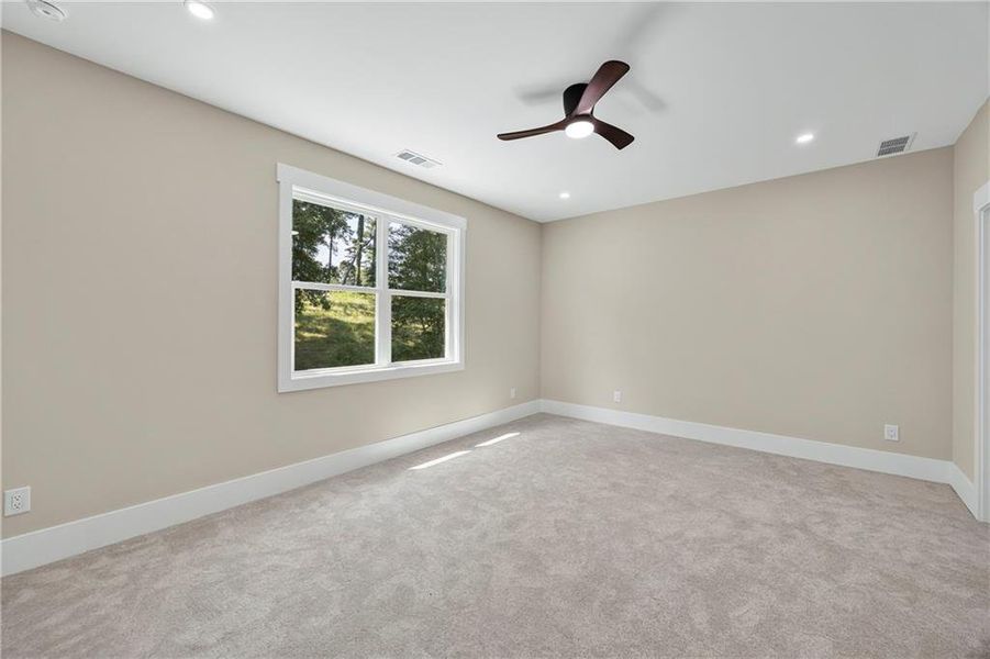 Spacious, unfurnished interior of a new home in , Marietta (Image 61).