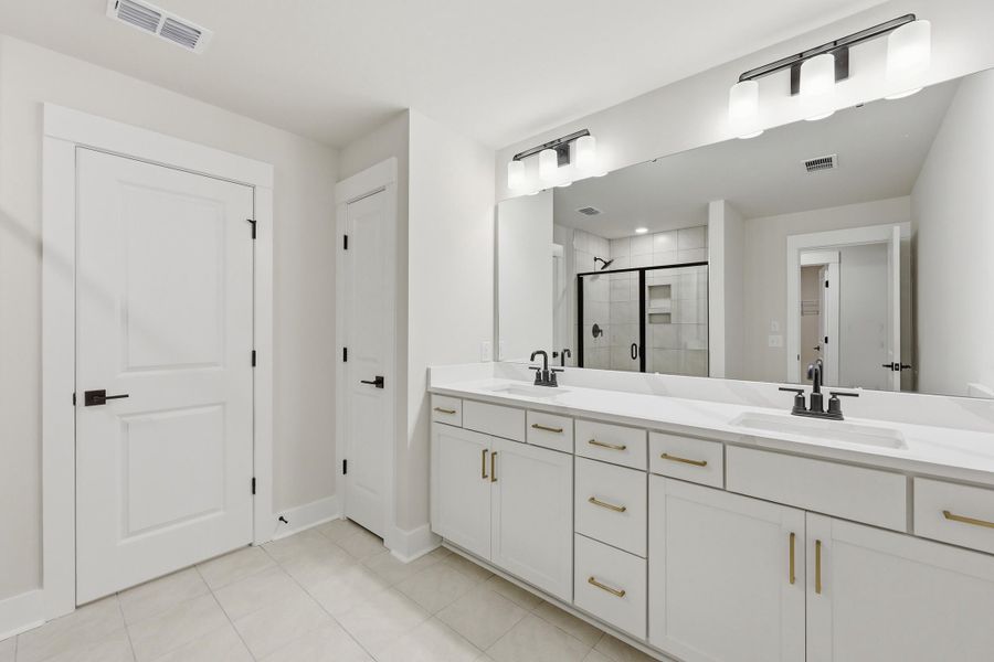 Furnished interior view inside a new home in , Charleston (Image 9).