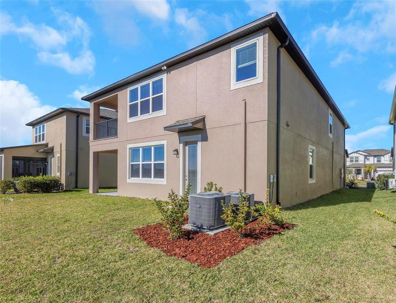 Exterior details and patio area of a home in , Zephyrhills (Image 28).