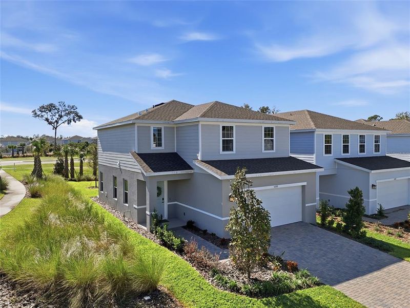 Exterior details and patio area of a home in Lakewood Park, Deland (Image 2).