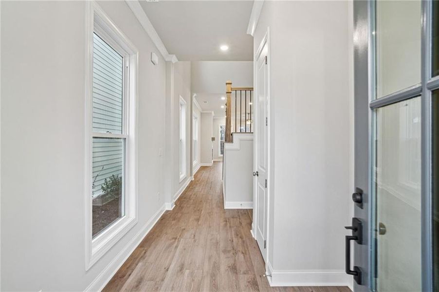 Spacious, unfurnished interior of a new home in Aberdeen, Hoschton (Image 29).