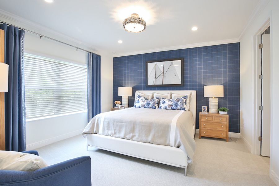 Representative furnished interior of a home built from the Sandcastle 2 by Neal Communities in Boca Royale Golf & Country Club at Wellen Park, Englewood (Image 12).