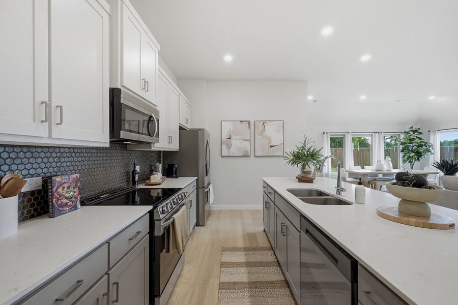 Representative furnished interior of a home built from the The Albany by Lillian Custom Homes in Tabor Ranch, Ponder (Image 14).