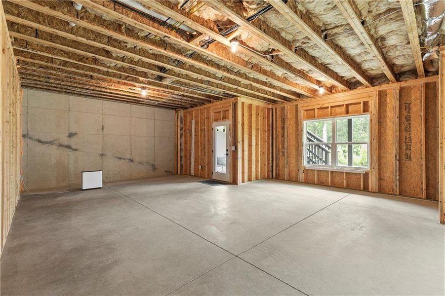 Image 27 of a home in . Image 27 of a home in .