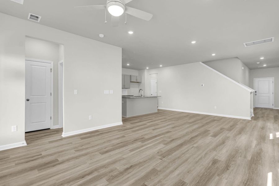 Spacious, unfurnished interior of a new home in Wildcat Chase, Summerville (Image 17). Spacious, unfurnished interior of a new home in Wildcat Chase, Summerville (Image 17).