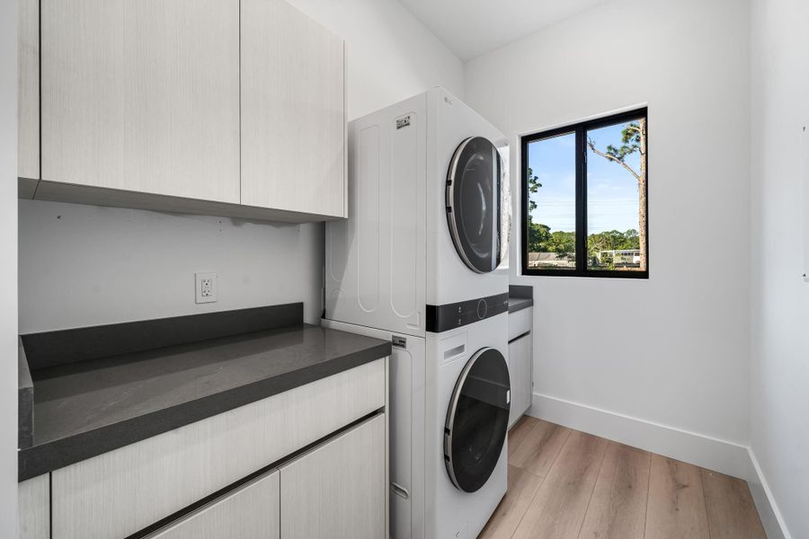 Furnished interior view inside a new home in , Loxahatchee (Image 3).
