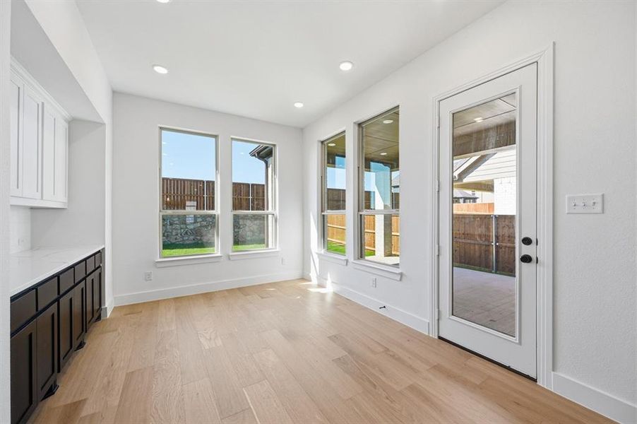 Spacious, unfurnished interior of a new home in Wildridge, Oak Point (Image 11). Spacious, unfurnished interior of a new home in Wildridge, Oak Point (Image 11).