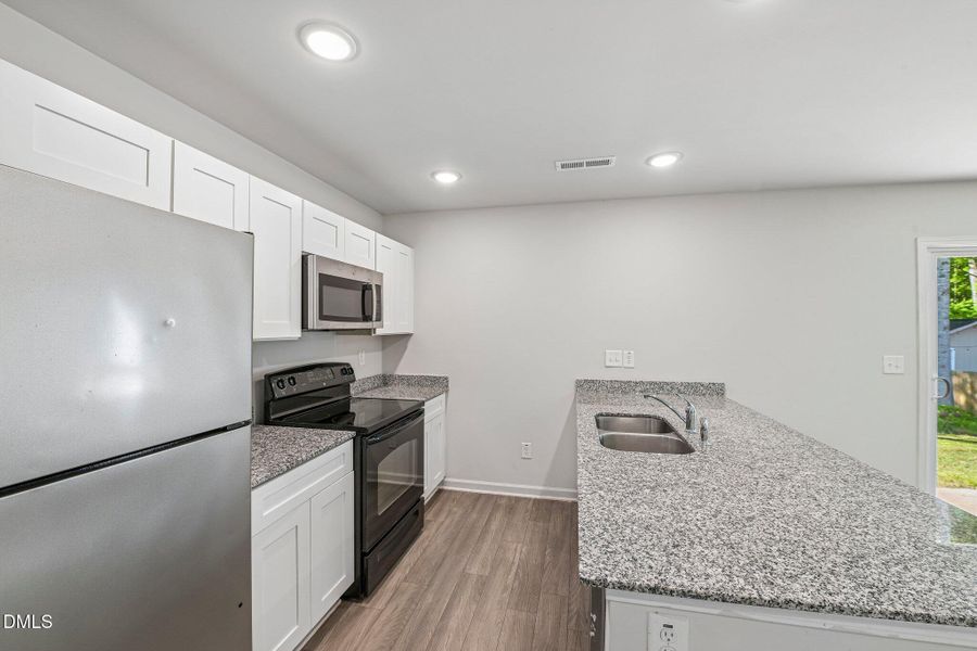 17-web-or-mls-Keith Pl-S0505-017