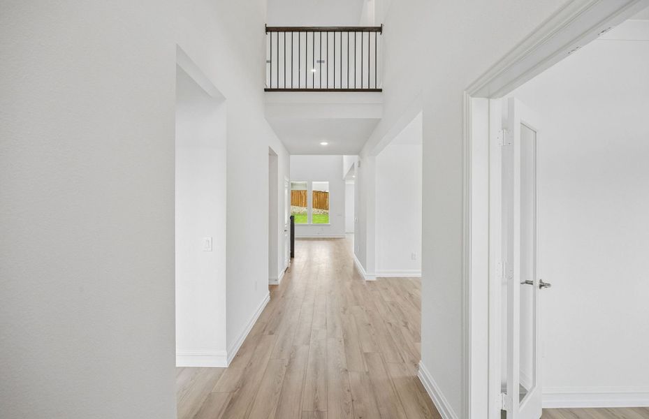 Spacious, unfurnished interior of a new home in Wilson Creek Meadows, Celina (Image 23). Spacious, unfurnished interior of a new home in Wilson Creek Meadows, Celina (Image 23).