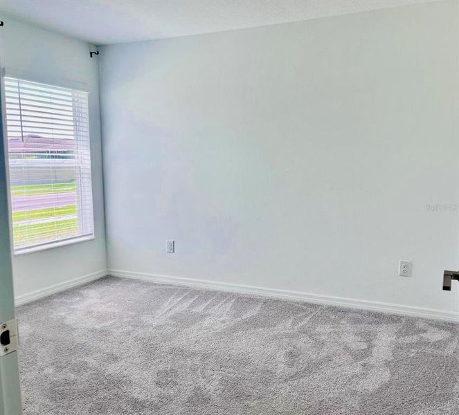 Spacious, unfurnished interior of a new home in Two Rivers, Zephyrhills (Image 14).