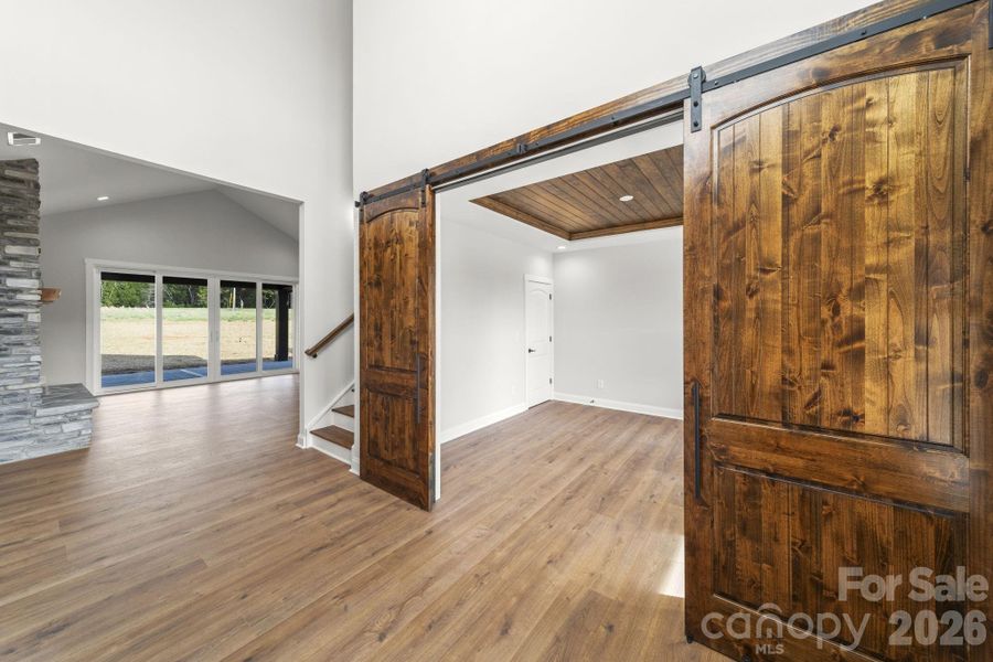 Spacious, unfurnished interior of a new home in , Lancaster (Image 28).