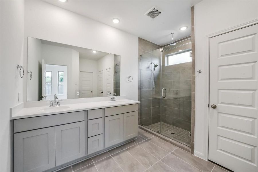 Furnished interior view inside a new home in Anderson Lake, Houston (Image 4).