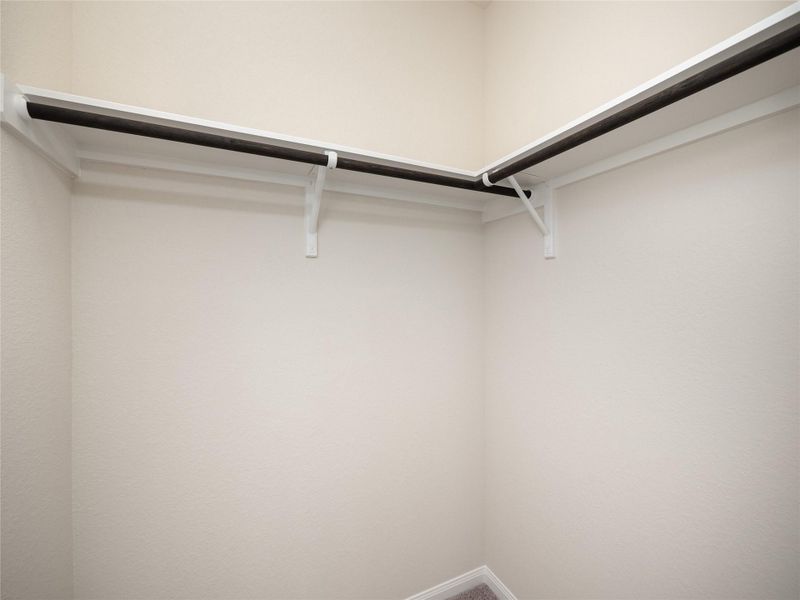 Spacious, unfurnished interior of a new home in Anthem Cottages, Kyle (Image 19).