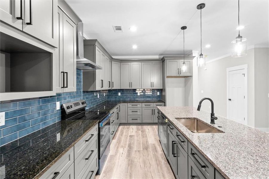 Furnished interior view inside a new home in , Villa Rica (Image 10).