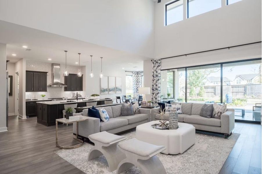 Furnished interior view inside a new home in Sienna 80′, Missouri City (Image 12).