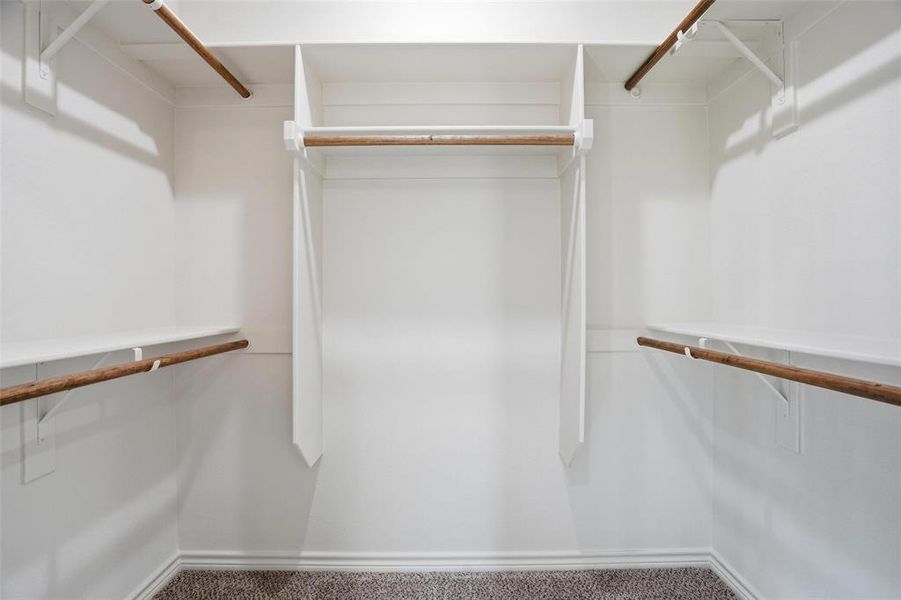 Spacious, unfurnished interior of a new home in , Whitney (Image 27).