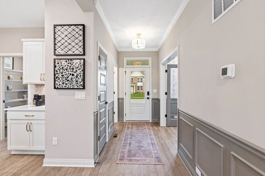 Representative furnished interior of a home built from the Wyatt by Fischer Homes in Twin Lakes, Hoschton (Image 31).
