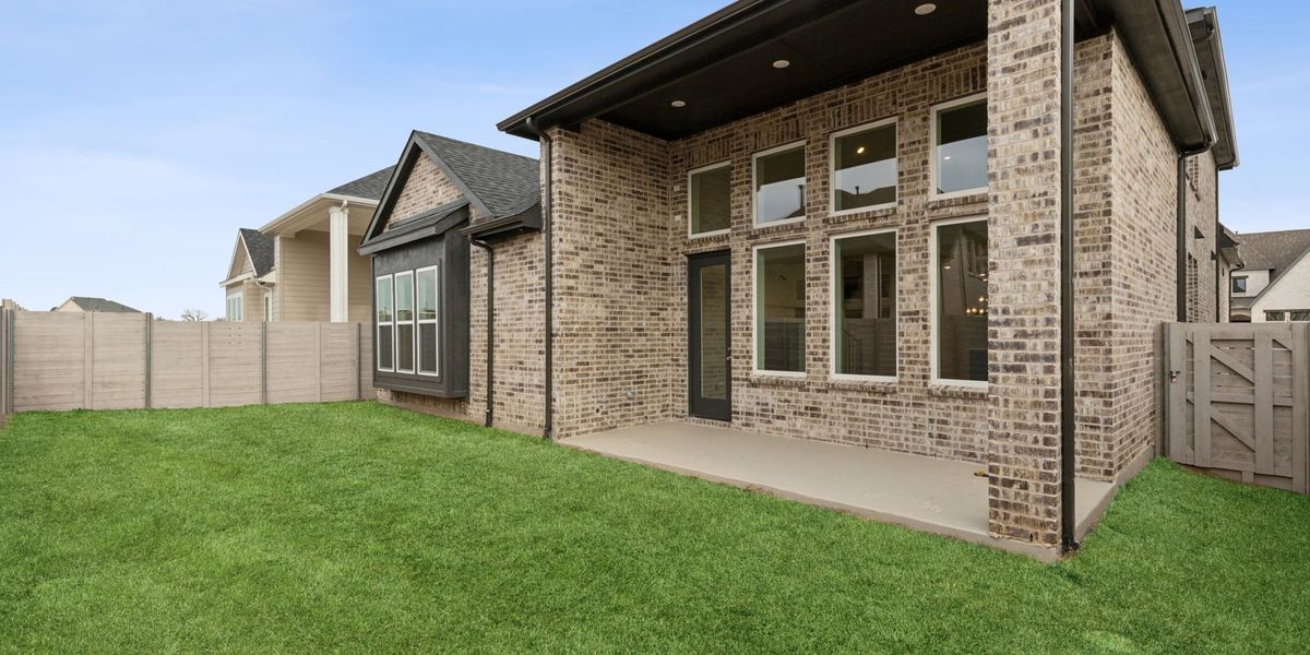Representative exterior details of a home built from the Justin by Southgate Homes in Painted Tree 50' Series, McKinney (Image 3). Representative exterior details of a home built from the Justin by Southgate Homes in Painted Tree 50' Series, McKinney (Image 3).