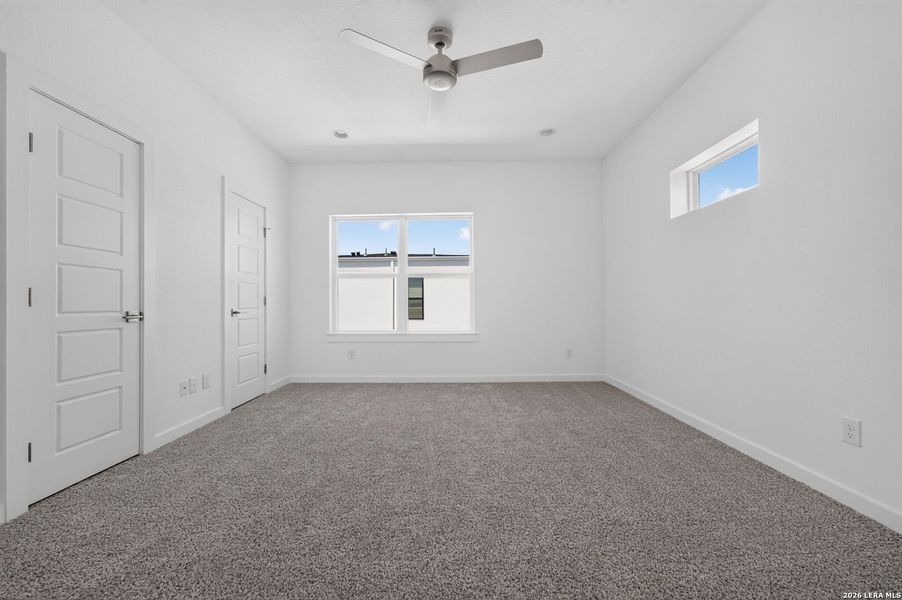 Spacious, unfurnished interior of a new home in , San Antonio (Image 20).