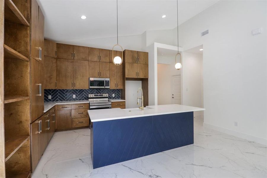 Image 9 of a home in .