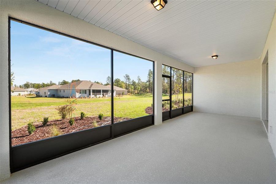 Exterior details and patio area of a home in , Ocala (Image 29).
