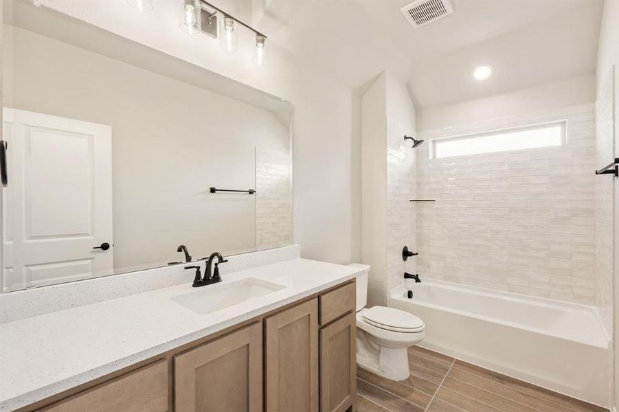 Furnished interior view inside a new home in Somerset Classic 70s & 80s, Mansfield (Image 12).