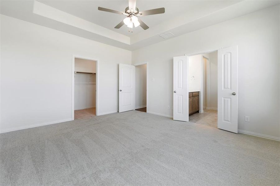 Spacious, unfurnished interior of a new home in Clear Sky Addition, Valley View (Image 19).