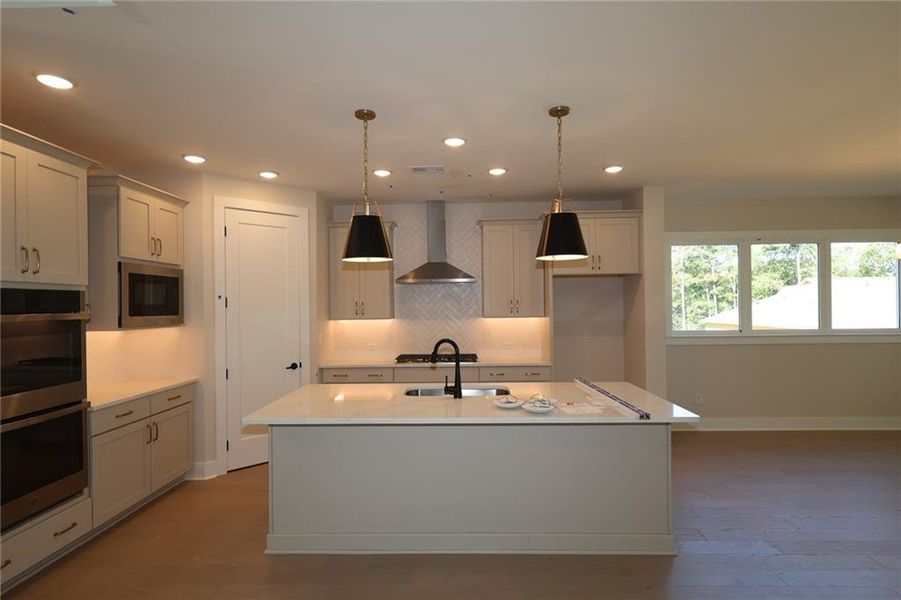 Furnished interior view inside a new home in Ellis, Marietta (Image 10).