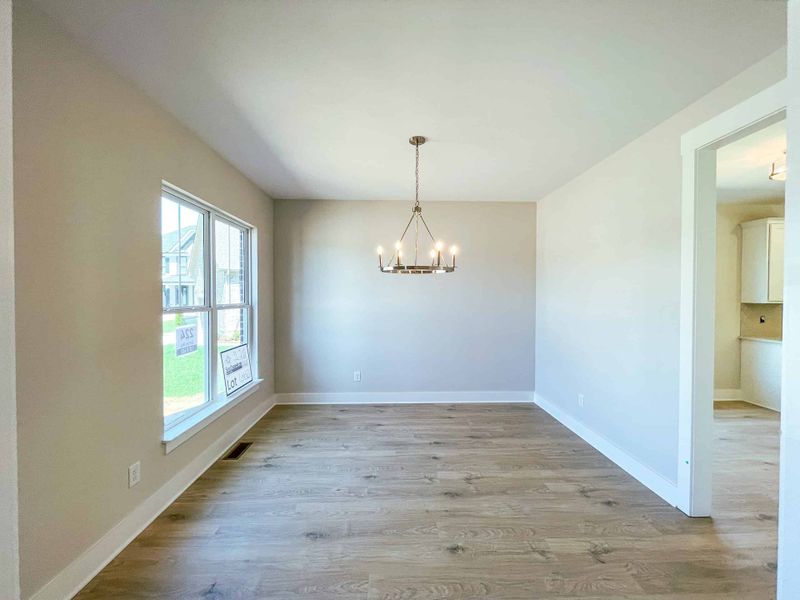 Spacious, unfurnished interior of a new home in Saundersville Station, Hendersonville (Image 5). Spacious, unfurnished interior of a new home in Saundersville Station, Hendersonville (Image 5).