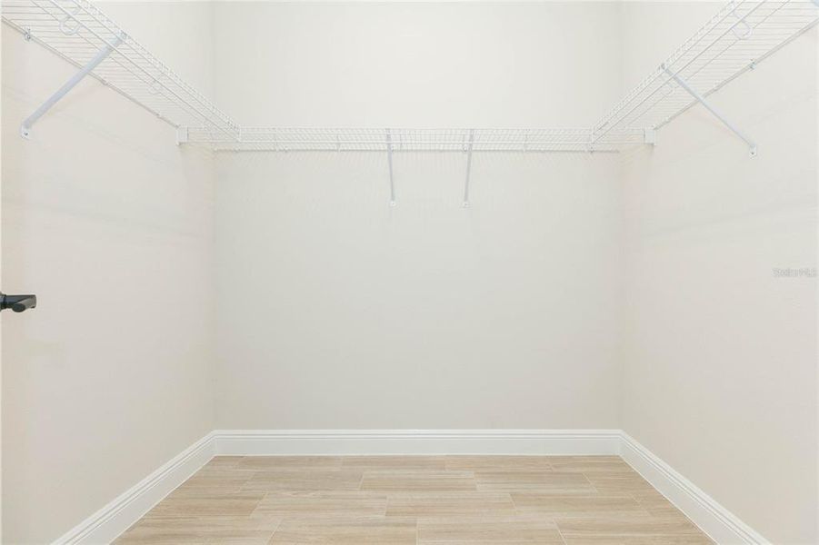 Spacious, unfurnished interior of a new home in , San Antonio (Image 49).
