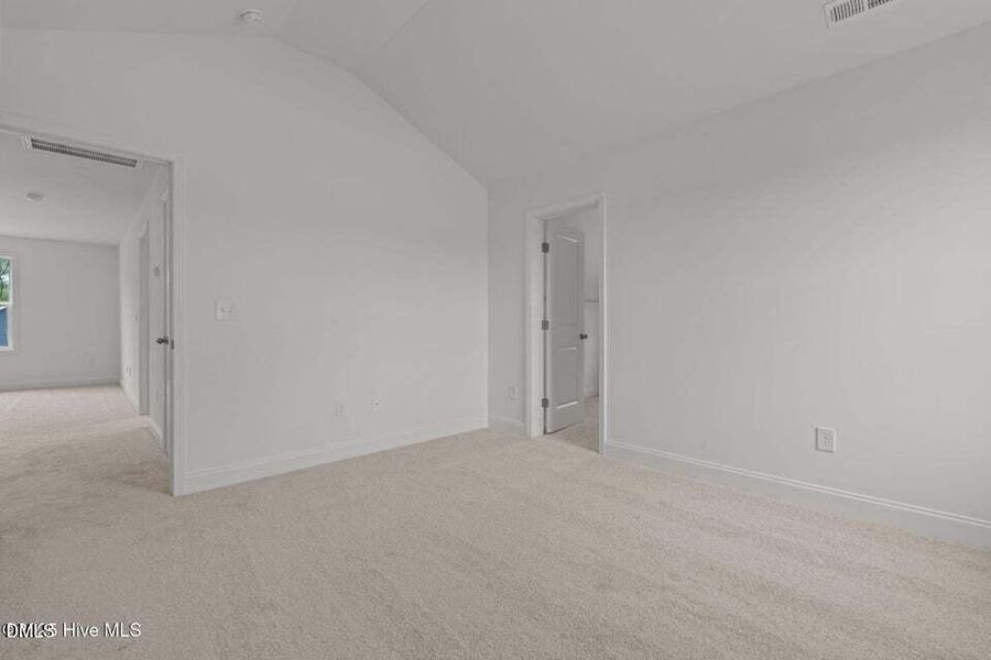 20250919205835565708000000-o 20250919205835565708000000-o