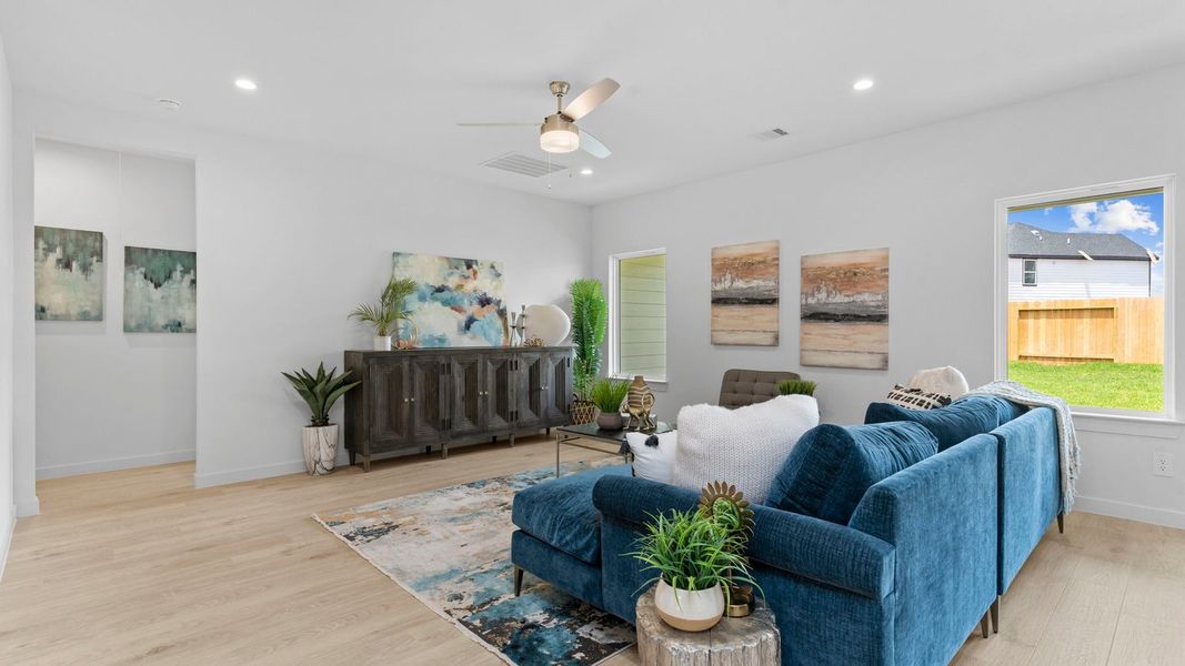Furnished interior view inside a new home in Tamarron, Fulshear (Image 19).