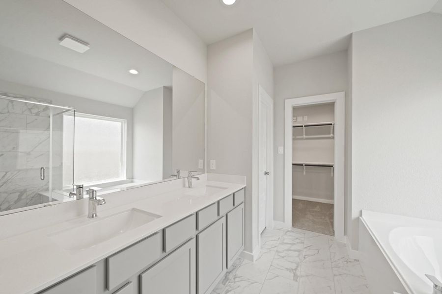 Furnished interior view inside a new home in Briarwood Crossing, Rosenberg (Image 8). Furnished interior view inside a new home in Briarwood Crossing, Rosenberg (Image 8).