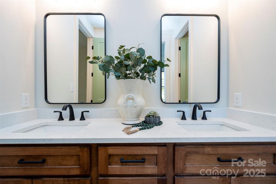 Double vanity Double vanity