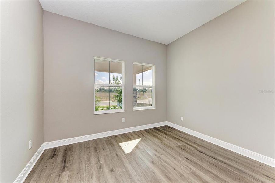 Spacious, unfurnished interior of a new home in North River Ranch, Parrish (Image 15).