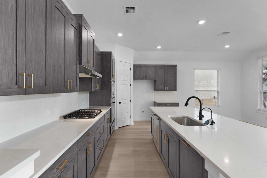 Furnished interior view inside a new home in Highland Village, Georgetown (Image 7).