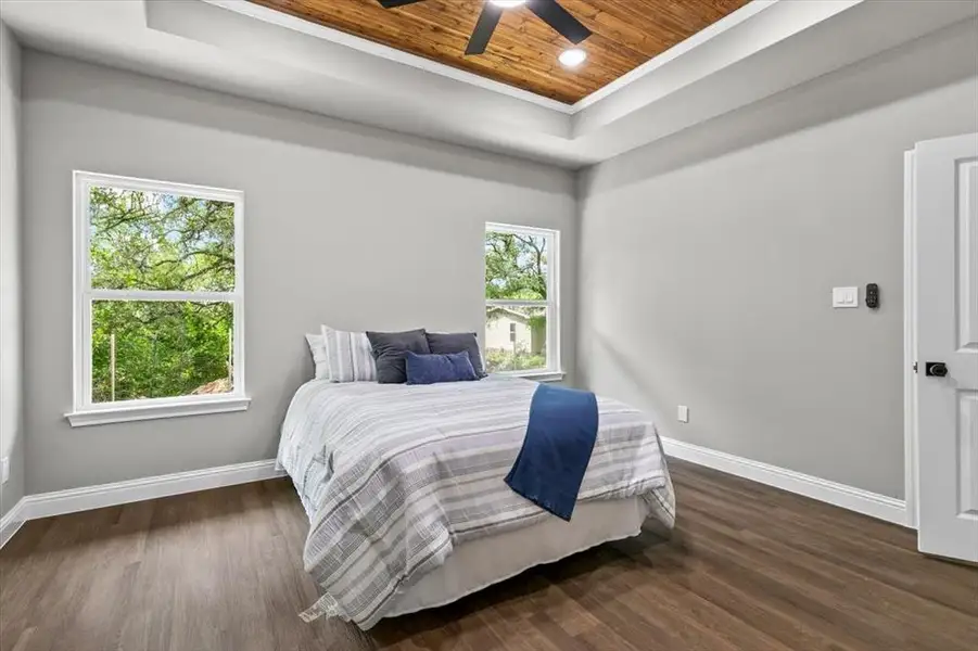 Furnished interior view inside a new home in , Granbury (Image 9).