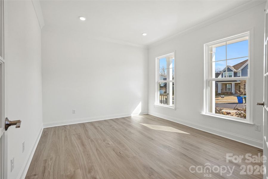 Spacious, unfurnished interior of a new home in Forest Creek, Waxhaw (Image 17).