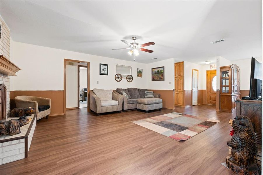 Furnished interior view inside a new home in , Weatherford (Image 15). Furnished interior view inside a new home in , Weatherford (Image 15).