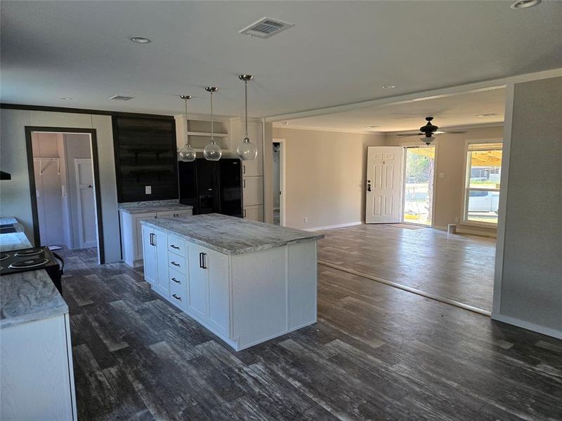 Image 20 of a home in .