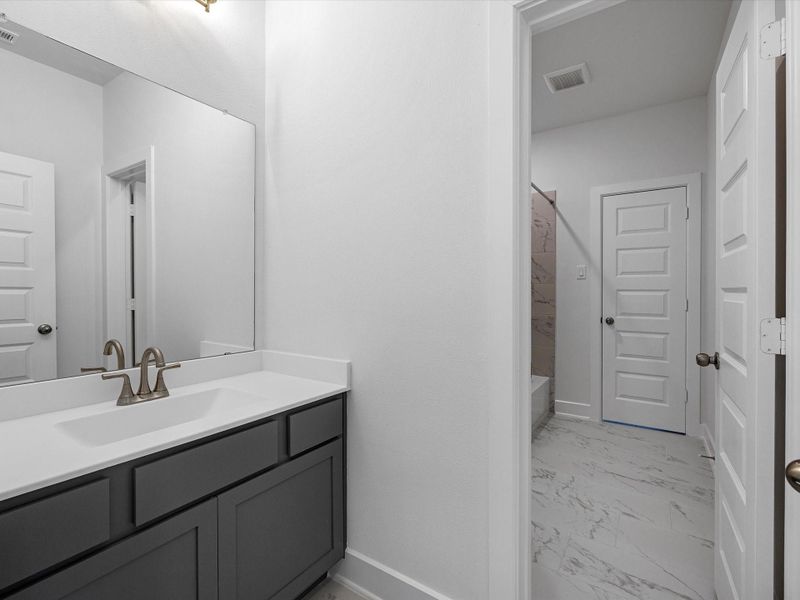 Representative image. Features, specifications, selections and colors may vary. Representative image. Features, specifications, selections and colors may vary.