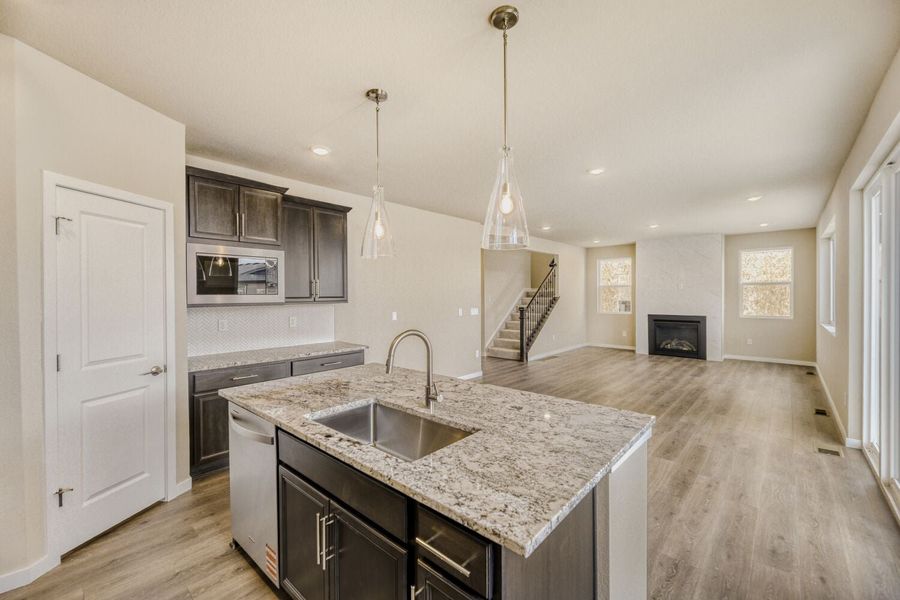 New Home in Parker, CO.  - Slide 9