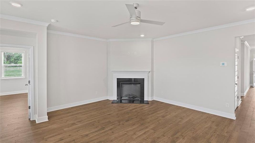 Spacious, unfurnished interior of a new home in Evergreen Crossing, Locust Grove (Image 24).
